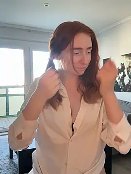 HoneyBunny18 online show from April 17, 2026, 3:04 pm