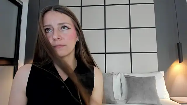 elaia bridge online show from April 9, 2026, 7:09 pm