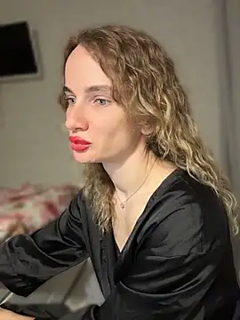 AinyrVixxen online show from April 8, 2026, 9:16 pm