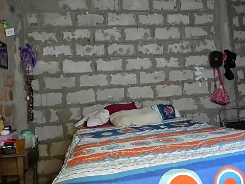 Snapshot of ale_sweet53 chatting on March 1, 2026, 4:45 am ale sweet53 online show from March 1, 2026, 4:45 am