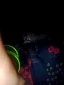 wifedesi7050 online show from April 21, 2026, 9:21 pm