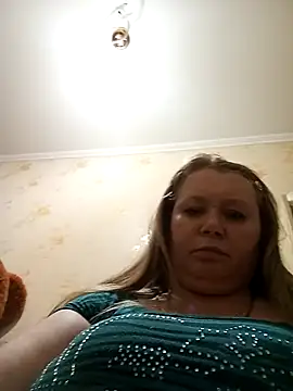 KiraStanton online show from March 16, 2026, 9:17 pm