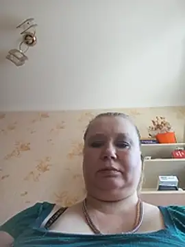 Snapshot of KiraStanton chatting on June 8, 2026, 10:05 am KiraStanton online show from June 8, 2026, 10:05 am