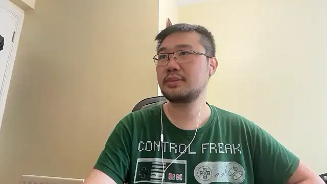 jasonryu2025 online show from May 19, 2026, 10:33 am
