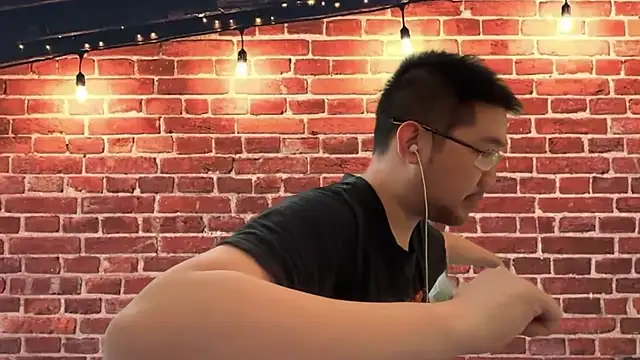 Snapshot of jasonryu2025 chatting on February 26, 2026, 10:04 am jasonryu2025 online show from February 26, 2026, 10:04 am