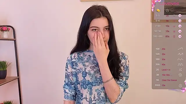 Lilian Merf online show from April 15, 2026, 8:09 am