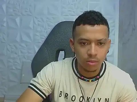 Snapshot of dylans_brown chatting on February 25, 2026, 1:22 pm dylans brown online show from February 25, 2026, 1:22 pm