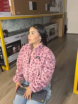 Ambarina  online show from April 16, 2026, 11:33 am