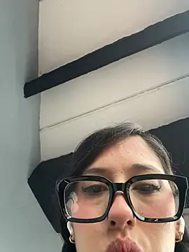 susi chimm online show from March 10, 2026, 1:26 pm