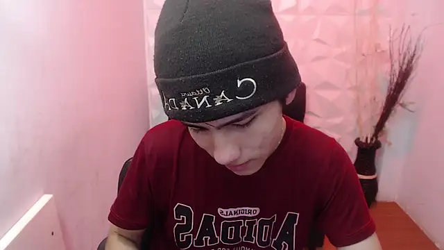 Snapshot of Stich_23 chatting on March 2, 2026, 1:29 pm Stich 23 online show from March 2, 2026, 1:29 pm