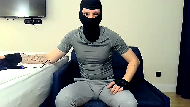 RyanRubber online show from April 3, 2026, 7:20 pm