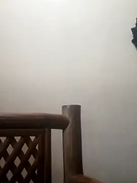 yum330 online show from April 10, 2026, 4:14 pm