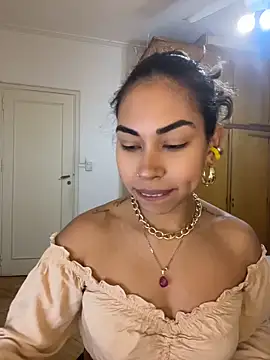 jessens146 online show from May 23, 2026, 2:21 am
