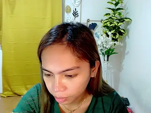 Snapshot of ur_asianhotleah chatting on March 23, 2026, 8:08 pm ur asianhotleah online show from March 23, 2026, 8:08 pm