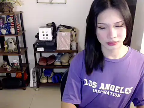 sweetasian zoe online show from March 24, 2026, 6:19 pm