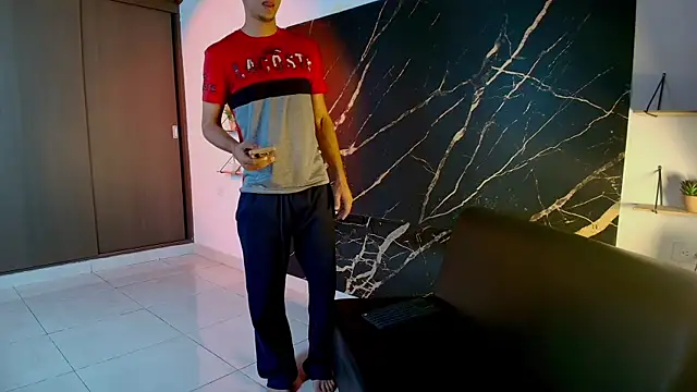 thiago moreno online show from March 1, 2026, 12:16 pm