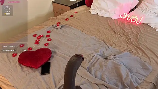 Jennin Hearl online show from April 1, 2026, 1:41 pm