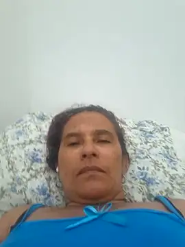 Lorenaluna online show from April 7, 2026, 2:19 pm