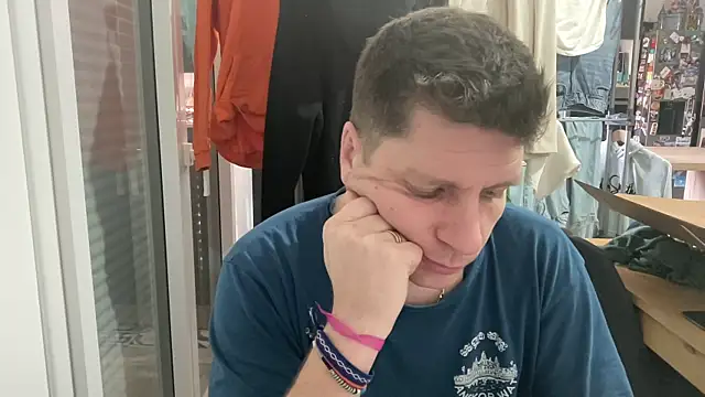 Minmoi1984 online show from February 22, 2026, 11:12 am