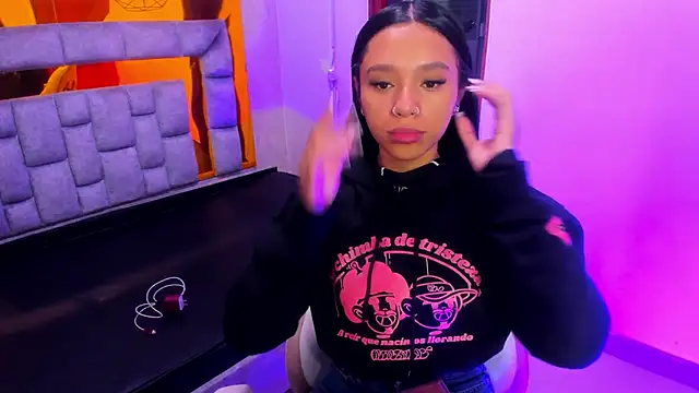 miiaboss  online show from March 28, 2026, 11:00 am