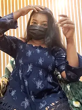 Cutie bae011 online show from February 27, 2026, 5:13 pm