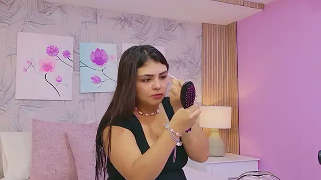 EmmaLeens online show from March 21, 2026, 11:47 am