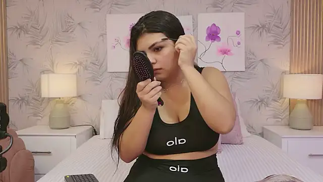 EmmaLeens online show from March 13, 2026, 11:48 am