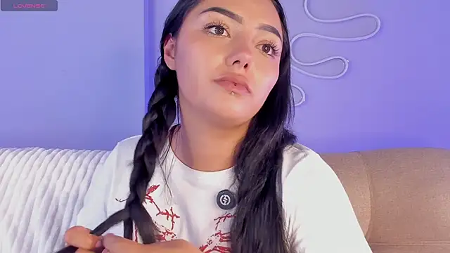 Snapshot of NinaAngel6 chatting on May 15, 2026, 4:05 pm NinaAngel6 online show from May 15, 2026, 4:05 pm