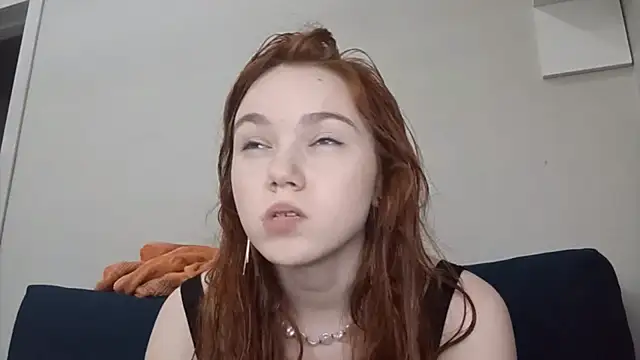 DizzyRina online show from March 11, 2026, 3:17 pm