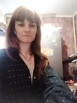 YaroslavaLester online show from April 15, 2026, 8:31 am