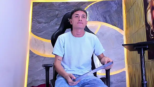 Snapshot of Matheus_Ic_ chatting on February 26, 2026, 7:25 pm Matheus Ic online show from February 26, 2026, 7:25 pm