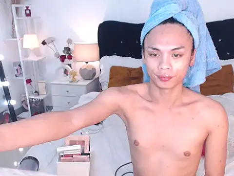 Snapshot of YzaHellsex chatting on February 23, 2026, 4:18 pm YzaHellsex online show from February 23, 2026, 4:18 pm