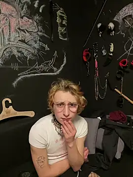 Snapshot of PurrfectSin69 chatting on February 25, 2026, 5:46 pm PurrfectSin69 online show from February 25, 2026, 5:46 pm