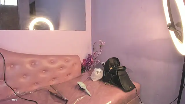 Snapshot of Keitty_Rose chatting on March 17, 2026, 8:23 pm Keitty Rose online show from March 17, 2026, 8:23 pm