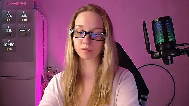 Snapshot of SatinSinner chatting on March 3, 2026, 2:57 pm SatinSinner online show from March 3, 2026, 2:57 pm