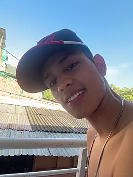 HarryGaze online show from February 26, 2026, 1:11 pm