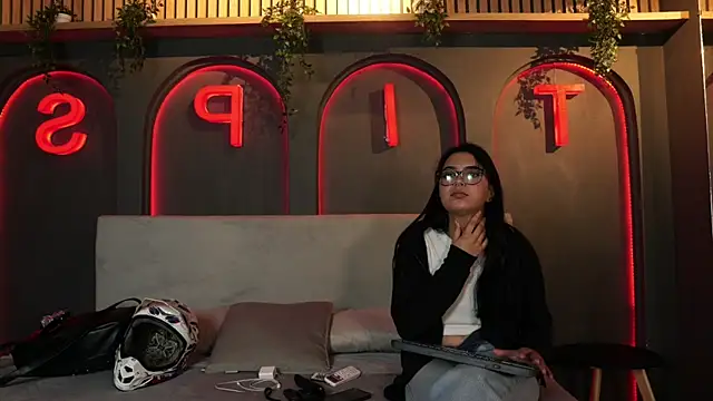 Snapshot of mekari_fox chatting on June 2, 2026, 11:16 pm mekari fox online show from June 2, 2026, 11:16 pm