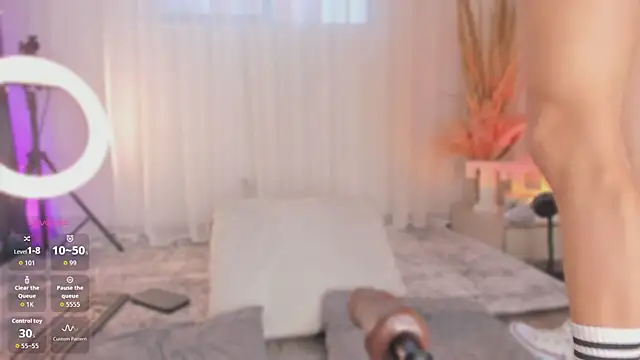 Snapshot of Thiago_Jones1 chatting on April 23, 2026, 10:00 pm Thiago Jones1 online show from April 23, 2026, 10:00 pm