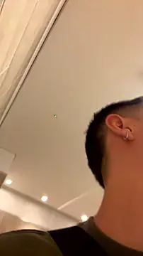 Snapshot of Thiago_Jones1 chatting on July 12, 2026, 5:14 pm Thiago Jones1 online show from July 12, 2026, 5:14 pm