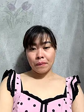Snapshot of juicy-milu chatting on March 7, 2026, 2:29 am juicy-milu online show from March 7, 2026, 2:29 am