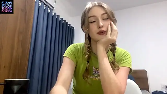 Snapshot of HotCheeseCake chatting on February 23, 2026, 10:16 am HotCheeseCake online show from February 23, 2026, 10:16 am