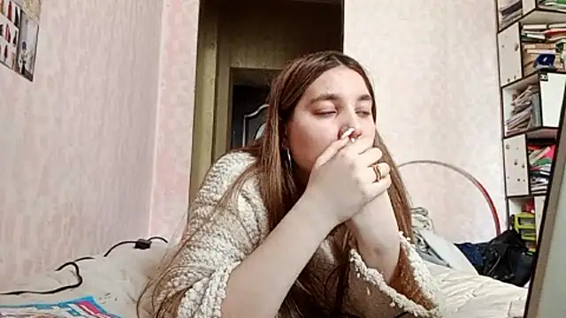 Snapshot of JanineThielman chatting on May 5, 2026, 9:23 am JanineThielman online show from May 5, 2026, 9:23 am