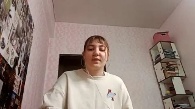 Snapshot of JanineThielman chatting on May 26, 2026, 12:14 pm JanineThielman online show from May 26, 2026, 12:14 pm