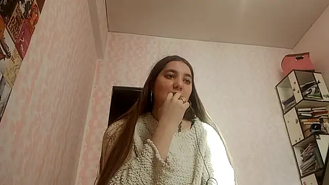 Snapshot of JanineThielman chatting on May 3, 2026, 10:53 am JanineThielman online show from May 3, 2026, 10:53 am