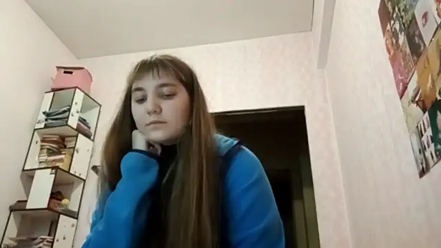 Snapshot of JanineThielman chatting on May 21, 2026, 12:35 pm JanineThielman online show from May 21, 2026, 12:35 pm