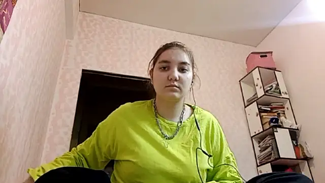 Snapshot of JanineThielman chatting on April 30, 2026, 12:56 pm JanineThielman online show from April 30, 2026, 12:56 pm