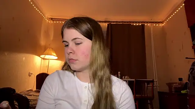 Snapshot of Amy_Maev chatting on February 25, 2026, 4:01 am Amy Maev online show from February 25, 2026, 4:01 am