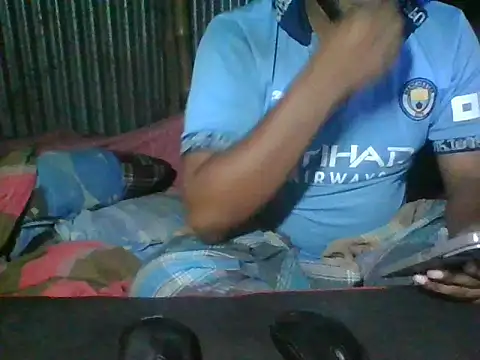 Snapshot of BestDick2910 chatting on March 21, 2026, 7:18 pm BestDick2910 online show from March 21, 2026, 7:18 pm