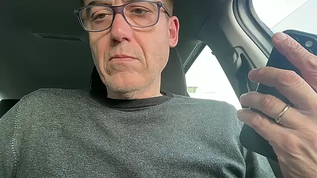 Snapshot of rotoli chatting on March 3, 2026, 2:46 pm rotoli online show from March 3, 2026, 2:46 pm