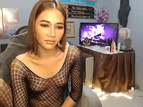 Snapshot of Demonsfuck chatting on May 11, 2026, 11:24 pm Demonsfuck online show from May 11, 2026, 11:24 pm
